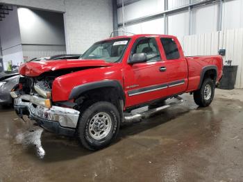  Salvage Chevrolet Silveo2500