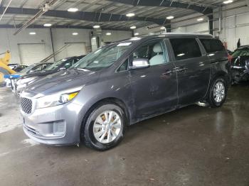  Salvage Kia Sedona