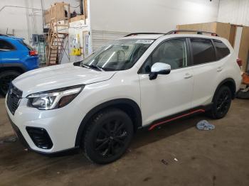  Salvage Subaru Forester