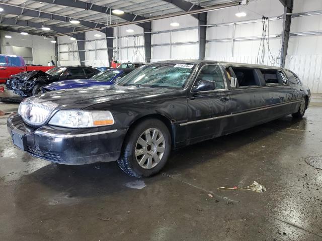  Salvage Lincoln Towncar