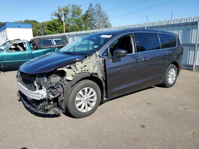  Salvage Chrysler Pacifica