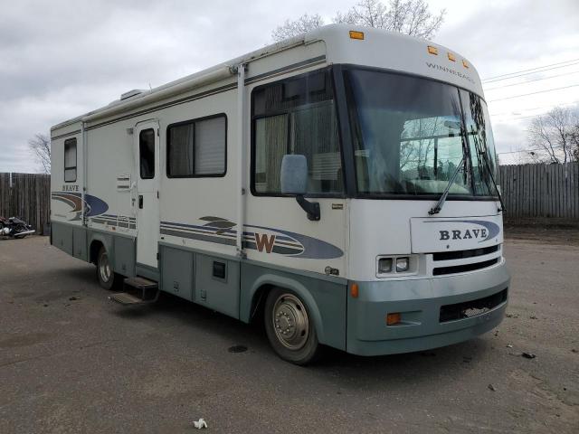  Salvage Winnebago Brave