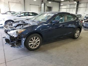  Salvage Mazda 3