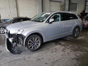  Salvage Audi Q7