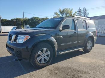  Salvage Nissan Pathfinder