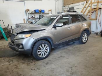  Salvage Kia Sorento