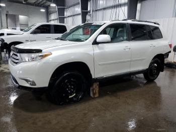  Salvage Toyota Highlander