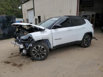  Salvage Jeep Compass