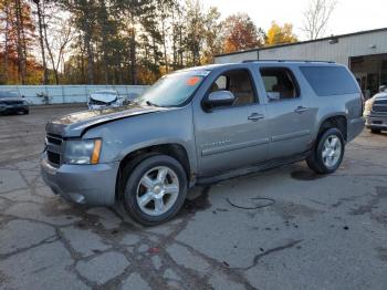  Salvage Chevrolet Suburban