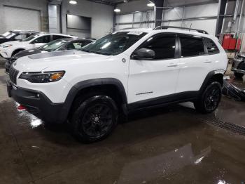  Salvage Jeep Cherokee