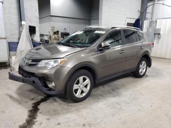  Salvage Toyota RAV4