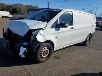  Salvage Mercedes-Benz Metris