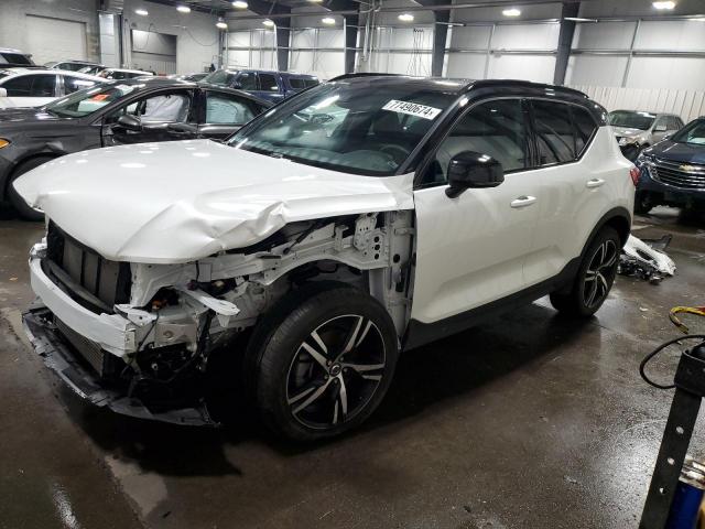  Salvage Volvo XC40