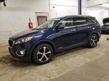  Salvage Kia Sorento