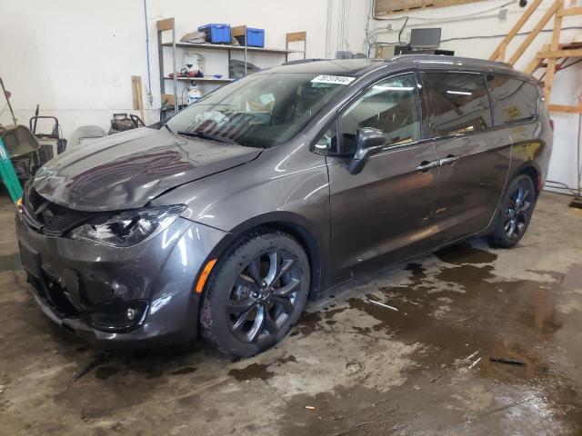  Salvage Chrysler Pacifica