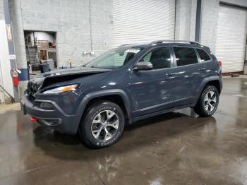  Salvage Jeep Cherokee