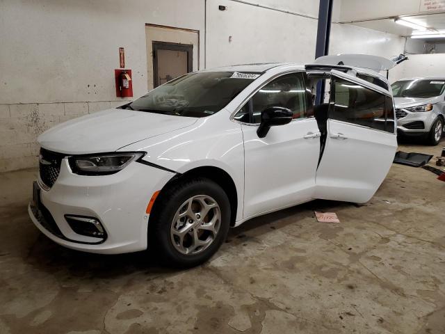  Salvage Chrysler Pacifica