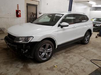  Salvage Volkswagen Tiguan