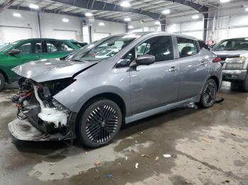  Salvage Nissan LEAF