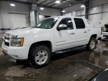  Salvage Chevrolet Avalanche