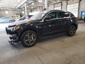  Salvage Alfa Romeo Stelvio