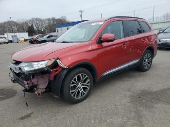  Salvage Mitsubishi Outlander