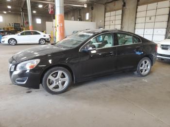  Salvage Volvo S60