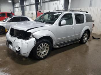  Salvage Nissan Pathfinder