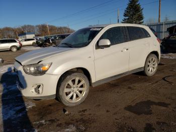  Salvage Mitsubishi Outlander