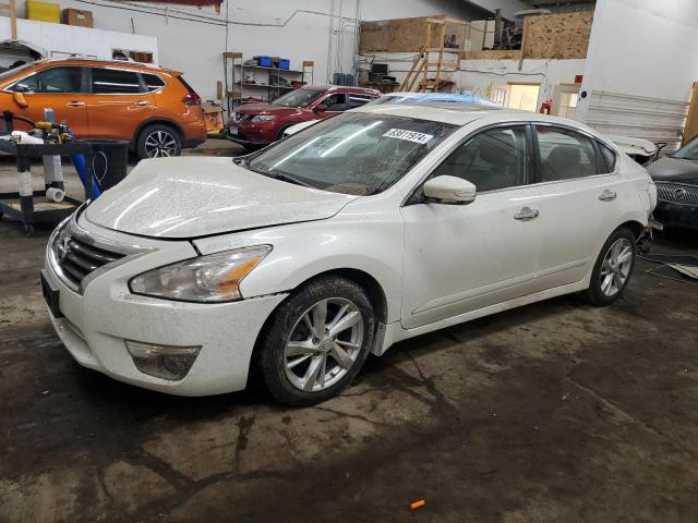  Salvage Nissan Altima