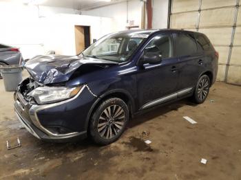  Salvage Mitsubishi Outlander