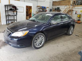  Salvage Chrysler 200