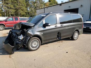  Salvage Mercedes-Benz Metris