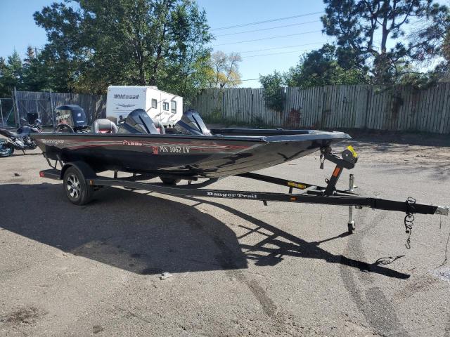  Salvage Land Rover Boat Trail