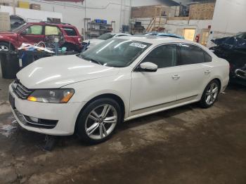  Salvage Volkswagen Passat