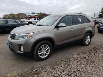  Salvage Kia Sorento