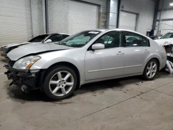  Salvage Nissan Maxima