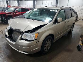  Salvage Chrysler Minivan