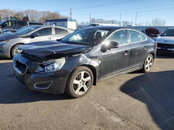  Salvage Volvo S60