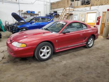  Salvage Ford Mustang