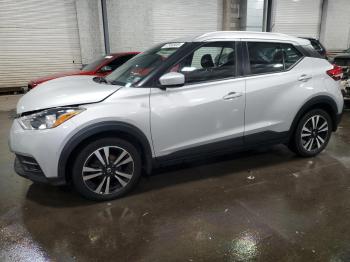  Salvage Nissan Kicks