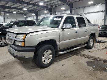  Salvage Chevrolet Avalanche