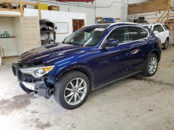  Salvage Alfa Romeo Stelvio