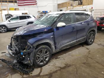  Salvage Kia Seltos