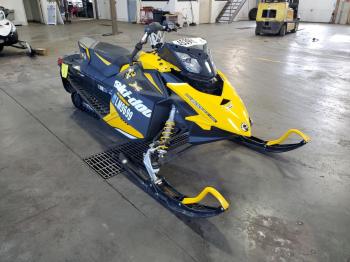  Salvage Ski-Doo Mx Z 600