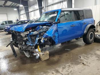  Salvage Ford Bronco