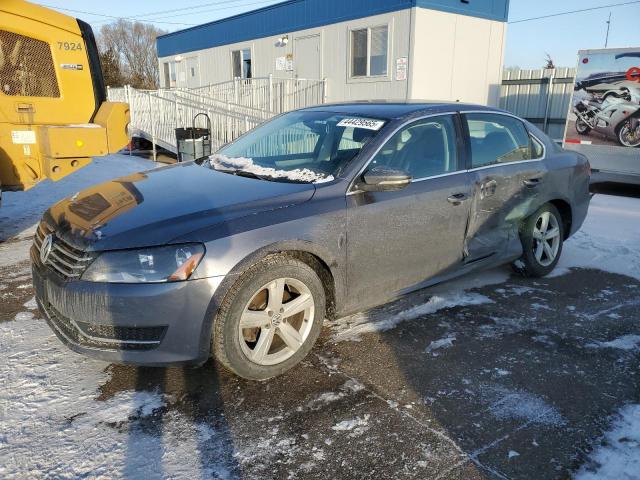  Salvage Volkswagen Passat