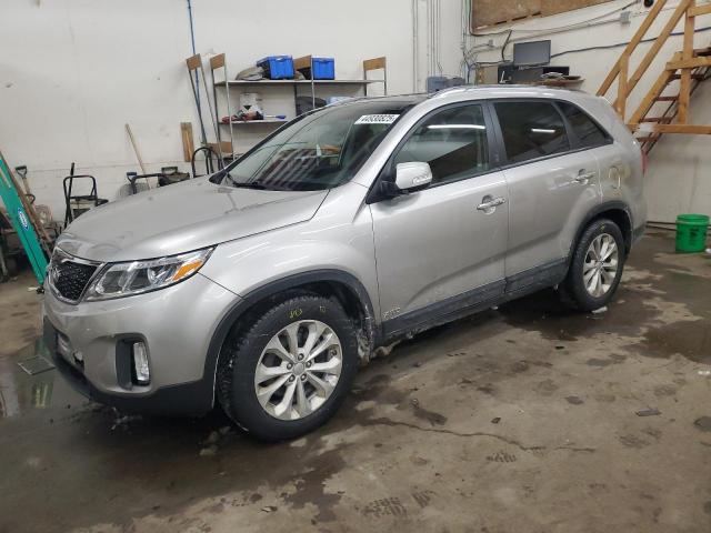  Salvage Kia Sorento