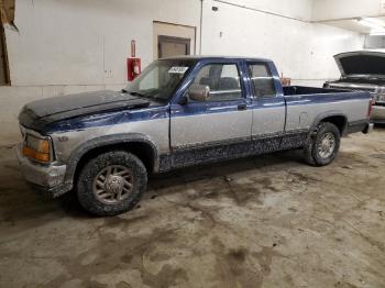  Salvage Dodge Dakota