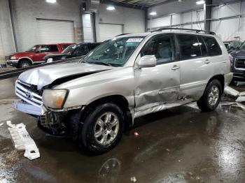  Salvage Toyota Highlander